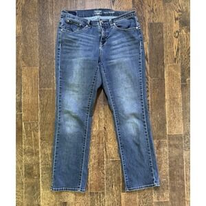 Levi Signature Gold Curvy Straight Blue Jeans Women's Size 12S (W30xL26.5)